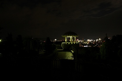 手柄山中央公園から眺める夜景
